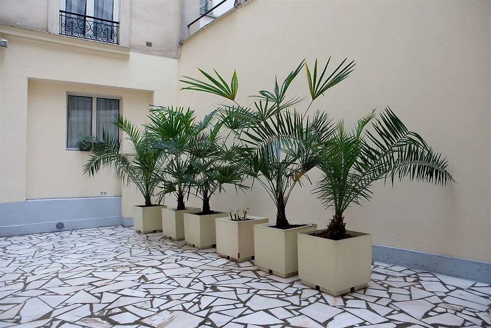 Est Hotel Париж