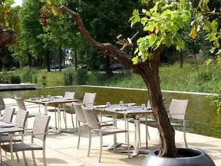 Est Hotel Paris 3*,