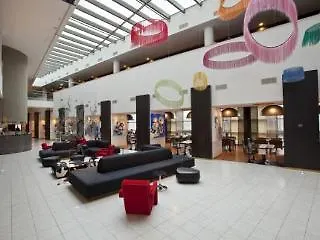 Est Hotel Paris 3*,