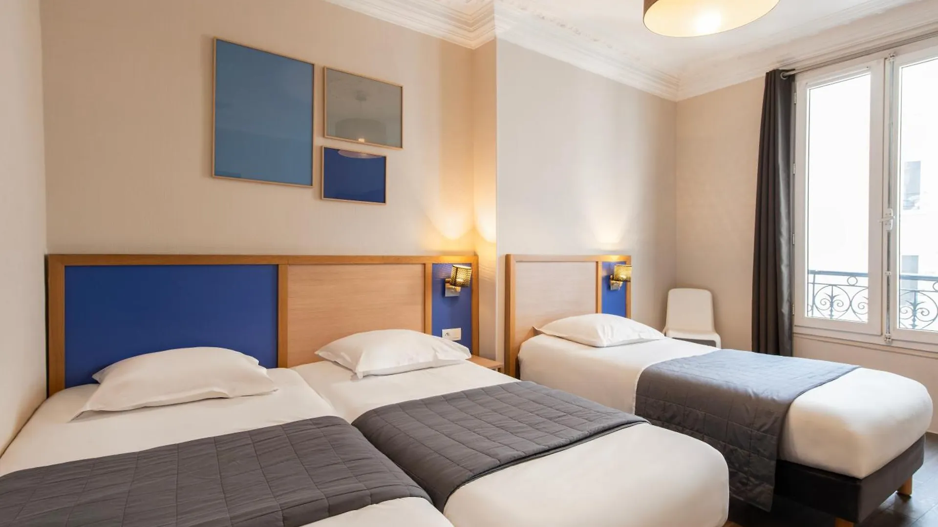 Est Hotel Párizs