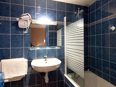 Est Hotel Párizs