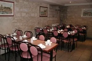 Est Hotel Párizs