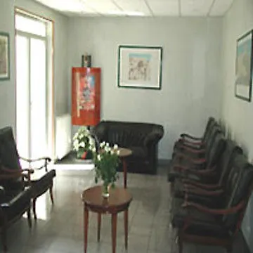 Est Hotel Párizs 3*,  Franciaország